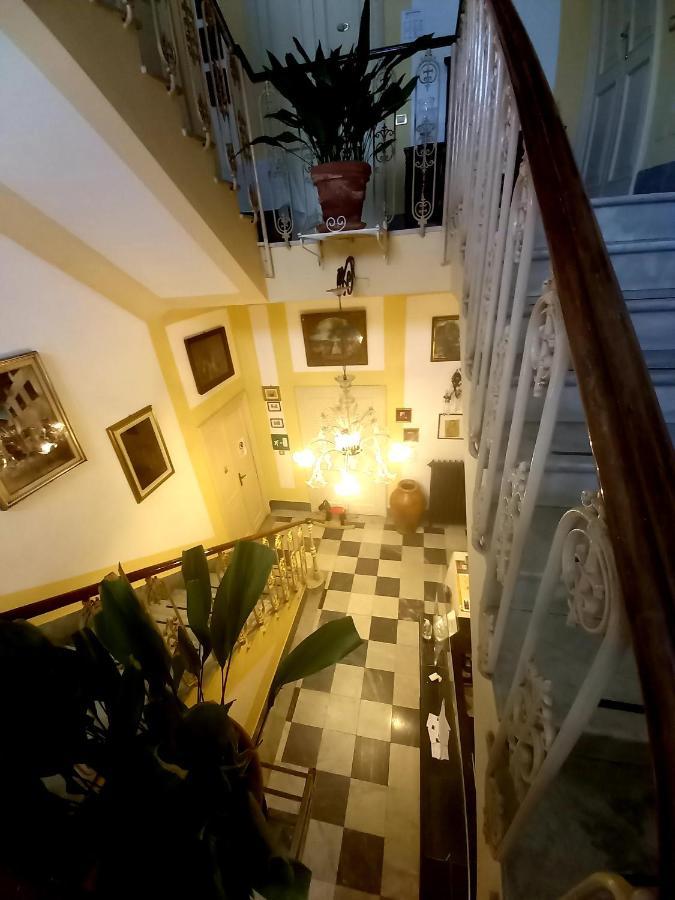 Villa Viola Тортона Экстерьер фото