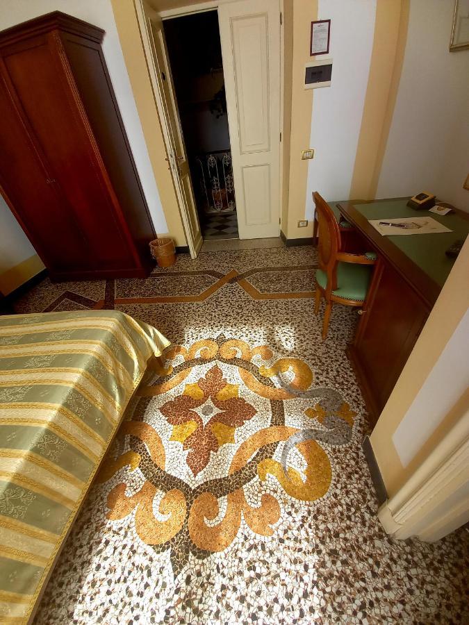 Villa Viola Тортона Экстерьер фото