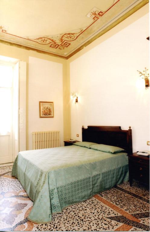 Villa Viola Тортона Экстерьер фото